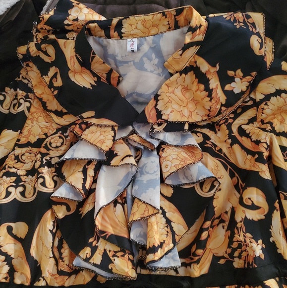 Romantic Silky Button-Up/Tie-Waist Ruffle Duster - Picture 7 of 12